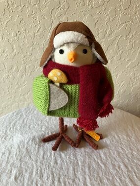 Wondershop: Feathery Friends “Acorn”- 2024- Christmas Winter